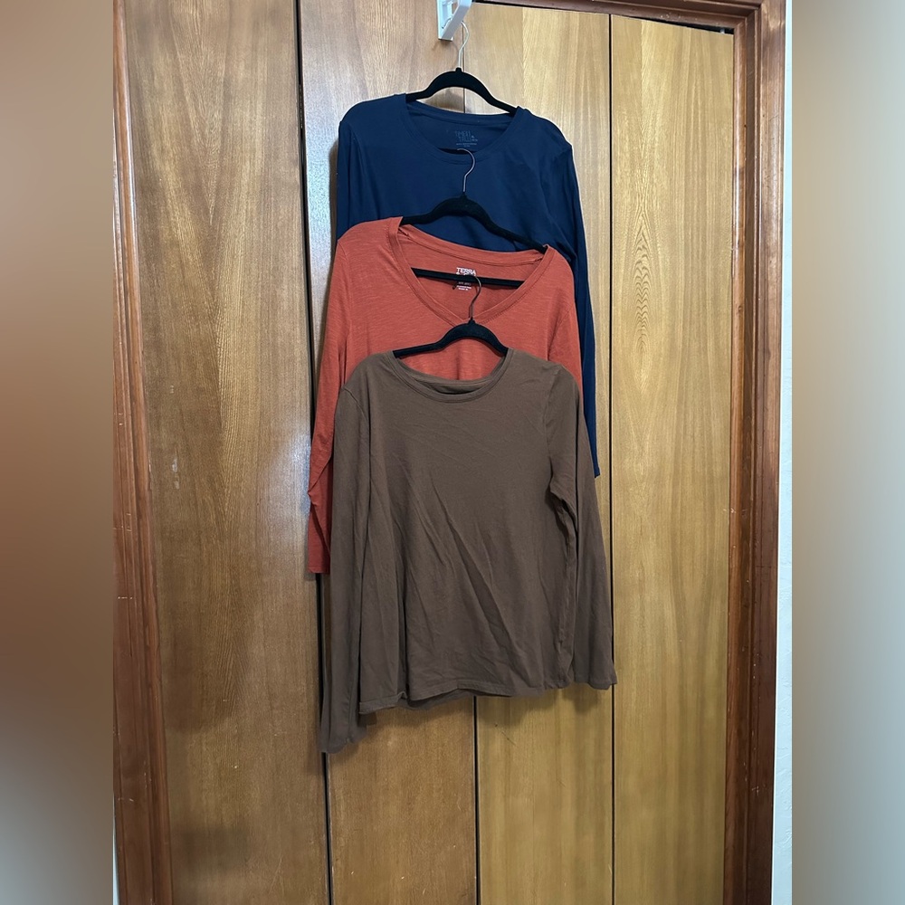 Time and Tru Women’s Long Sleeve Tee Trio - Navy, Rust, Brown